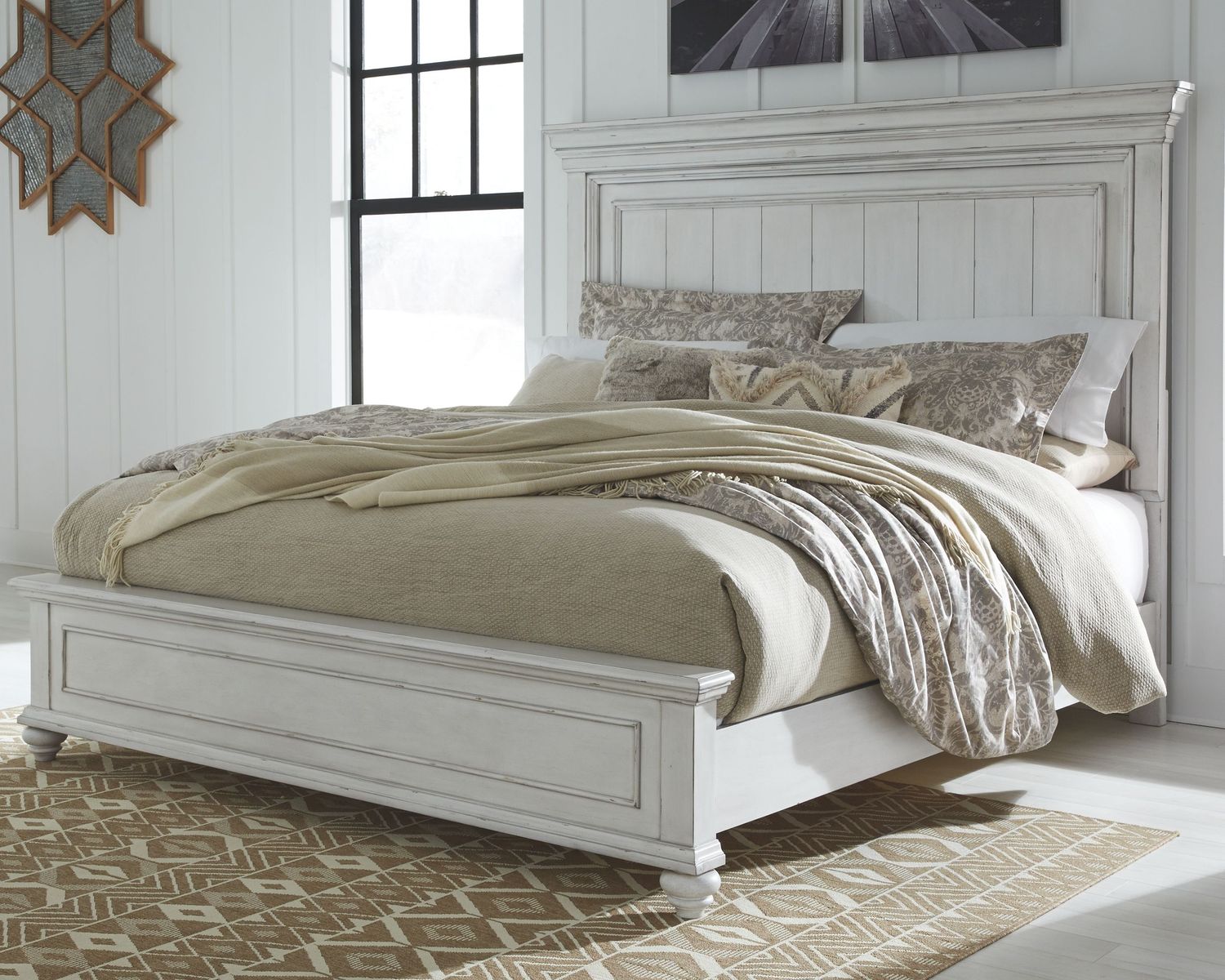 Kanwyn - Whitewash - King Panel Bed