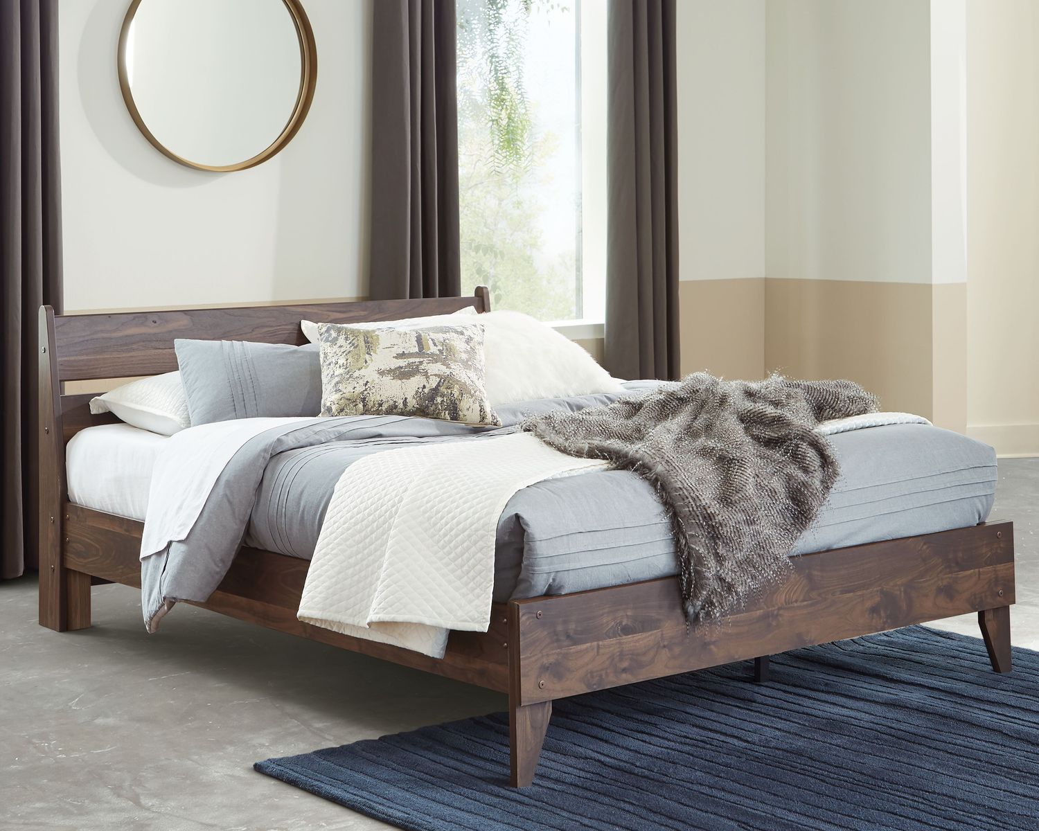 Calverson - Mocha - Queen Panel Platform Bed