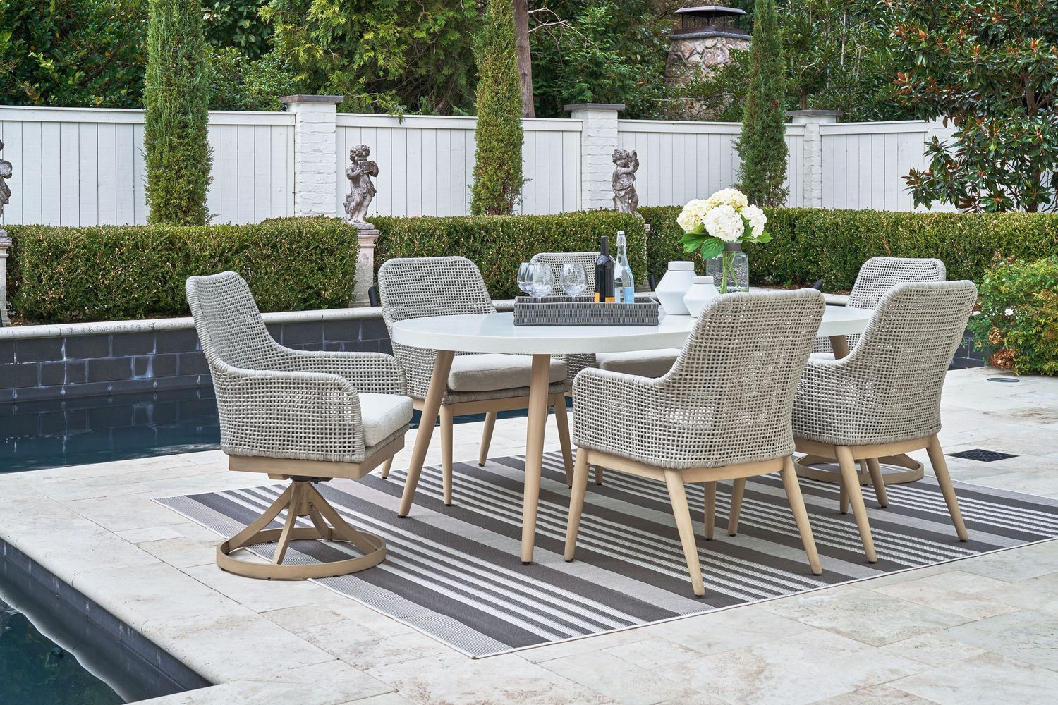 Seton Creek - Gray - 7 Pc. - Dining Set