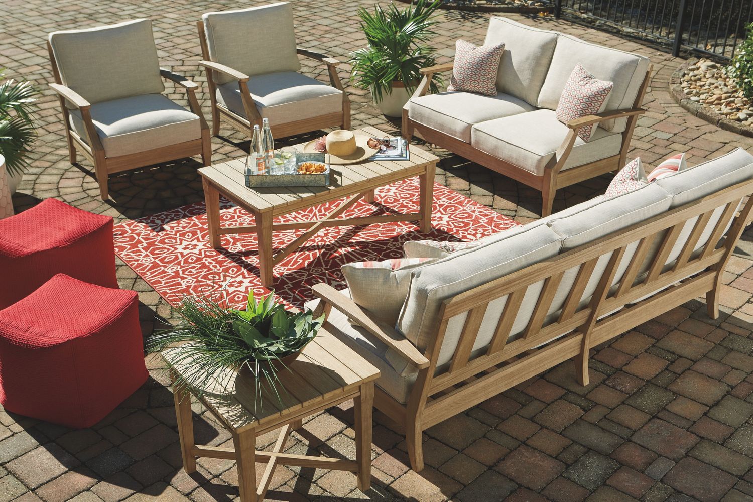 Clare View - Beige - 4 Pc. - Lounge Set