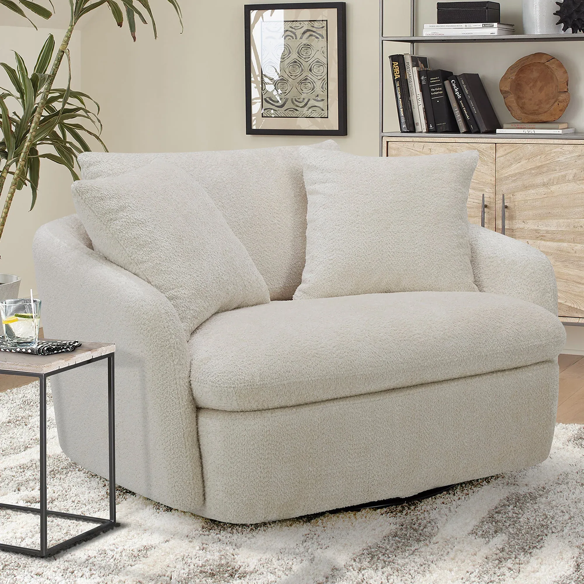 Boomer - Large Swivel Chair with 2 Pillows - Utopia Sand