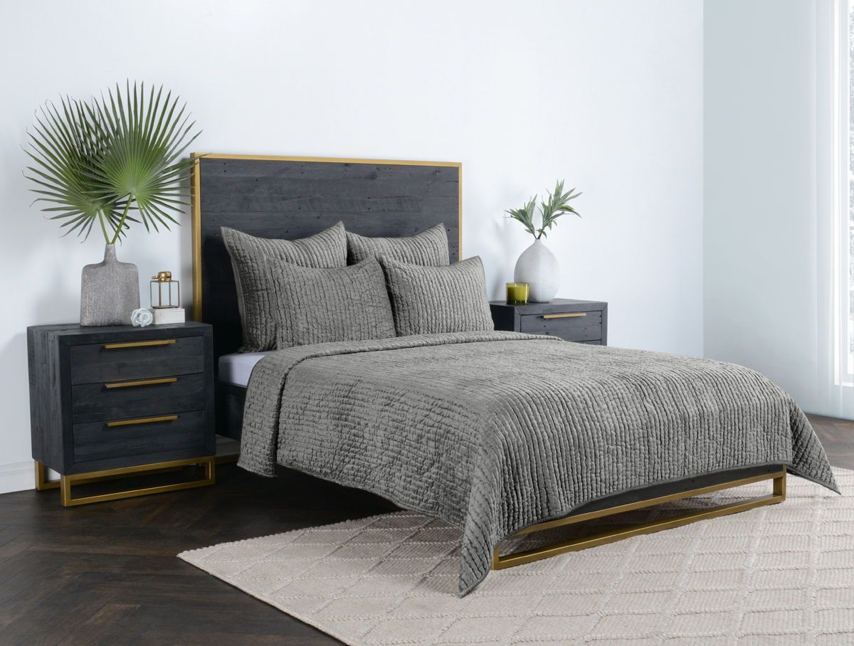 Bari - Velvet 3 Piece Queen Quilt Set - Sage
