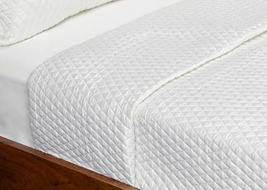 Diamond - King Quilt - White