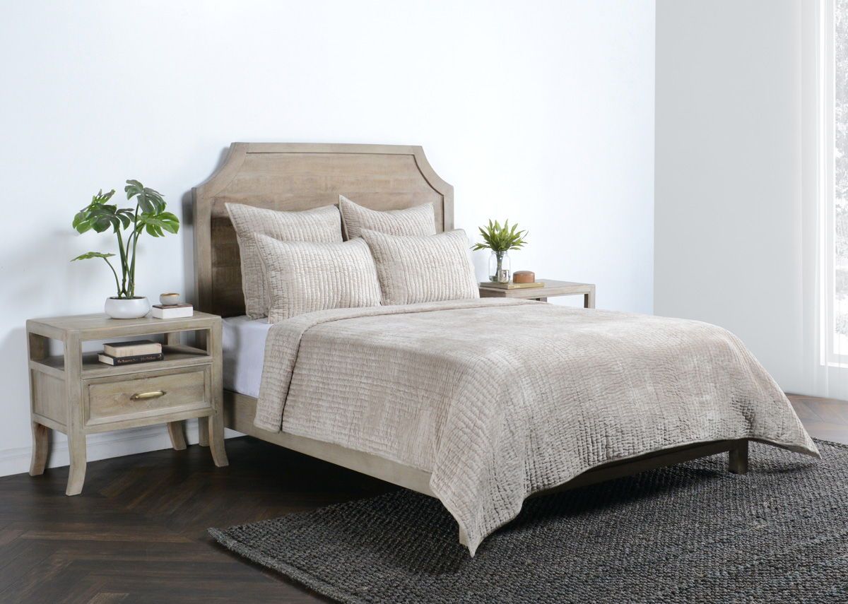 Bari - Velvet King Quilt - Pebble