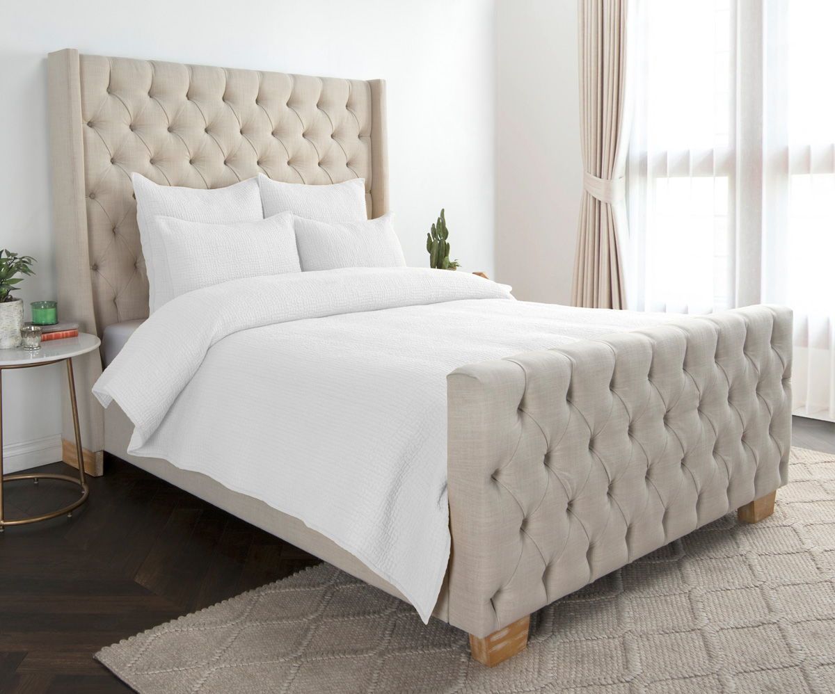 Danica - Queen Quilt - White