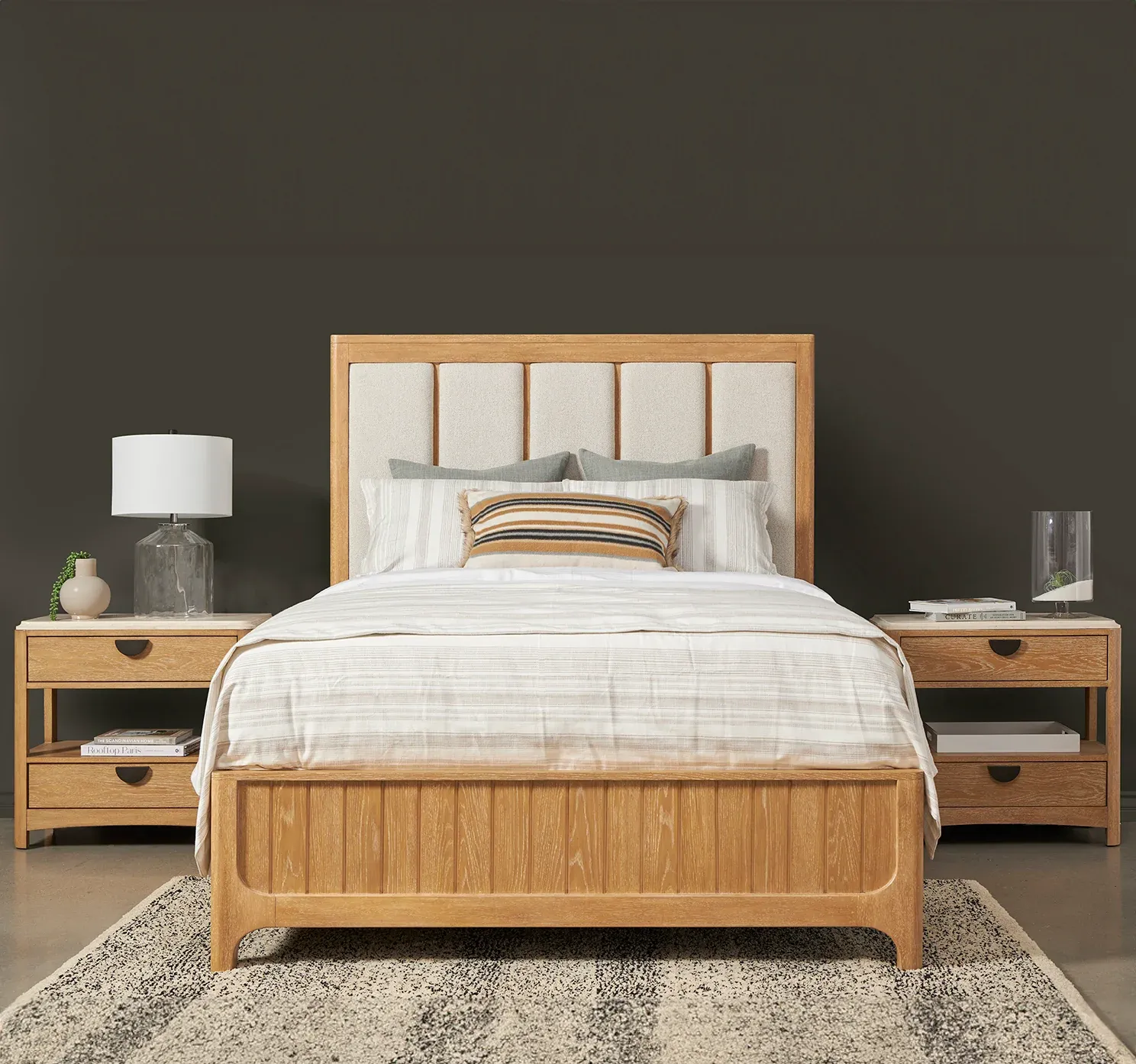 Escape - King Panel Bed - Glazed Natural Oak