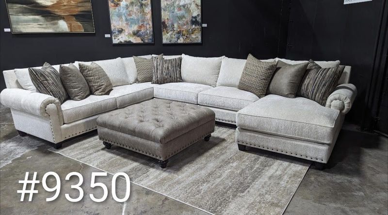 9350 Sectional