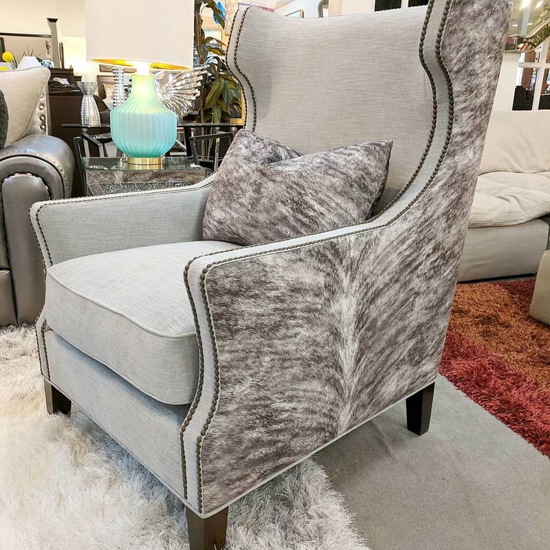 10AII-CHS Accent Chair