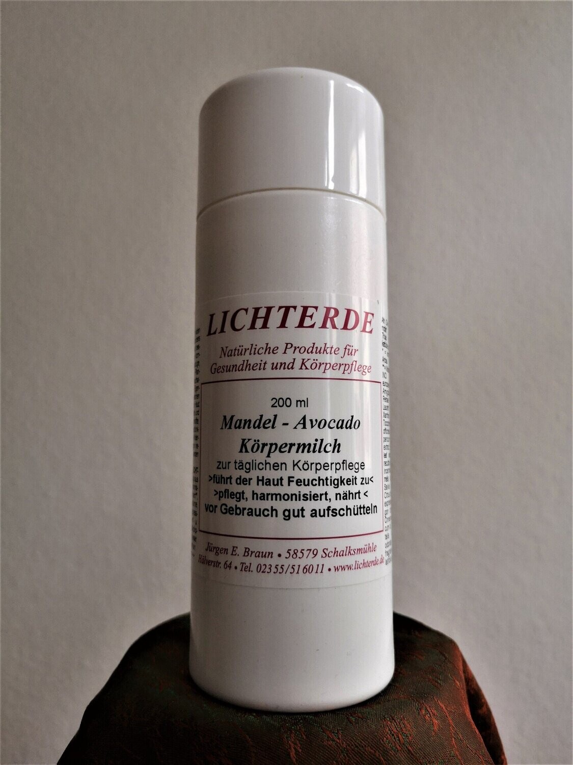 LICHTERDE Mandel-Avocado Körpermilch