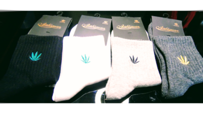 WEEDS SOCKS