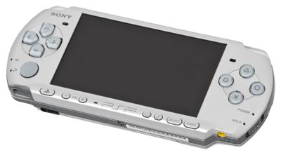 Sony PSP 3000 sidabrinis atrištas su 128Gb atminties kortele