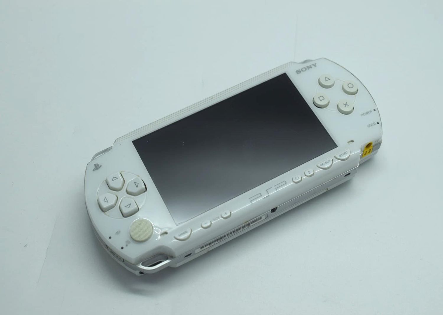 Sony PSP 1000 baltas atrištas su 128Gb atminties kortele