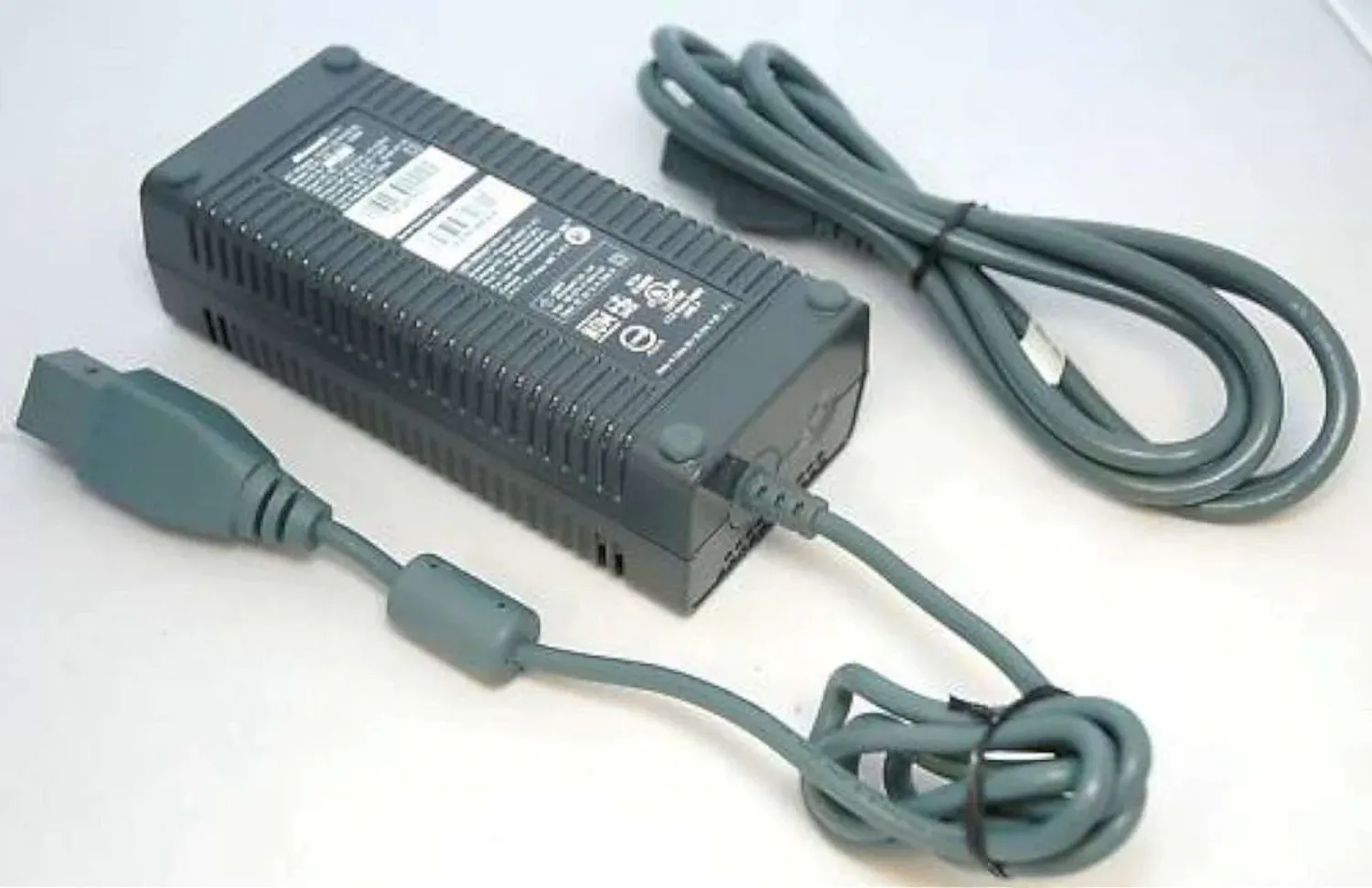Xbox 360 FAT Maitinimo blokas su maitinimo laidu