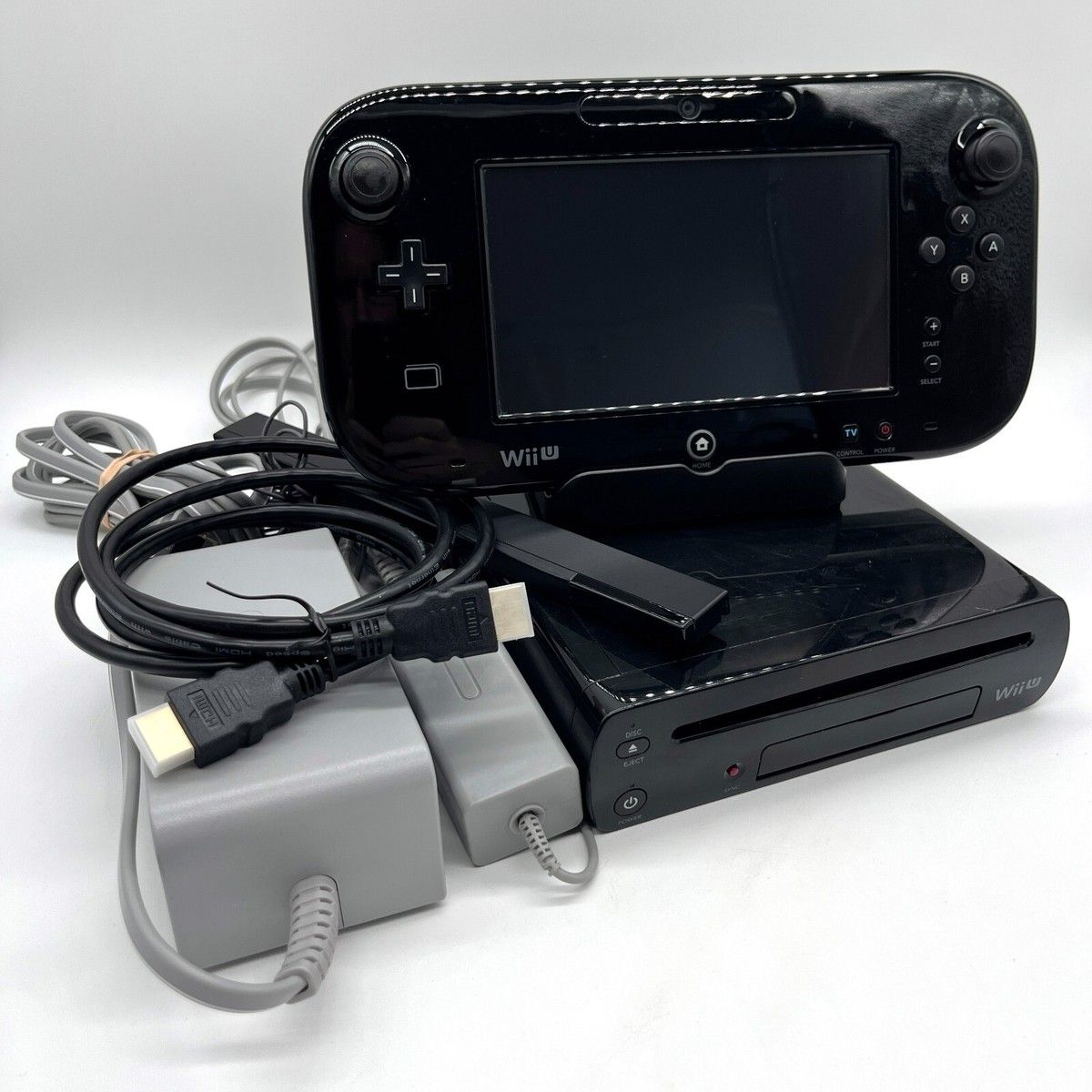 Nintendo Wii U su 750Gb kietuoju disku
