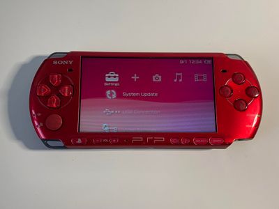 Sony PSP 3000 raudonas atrištas su 128Gb atminties kortele