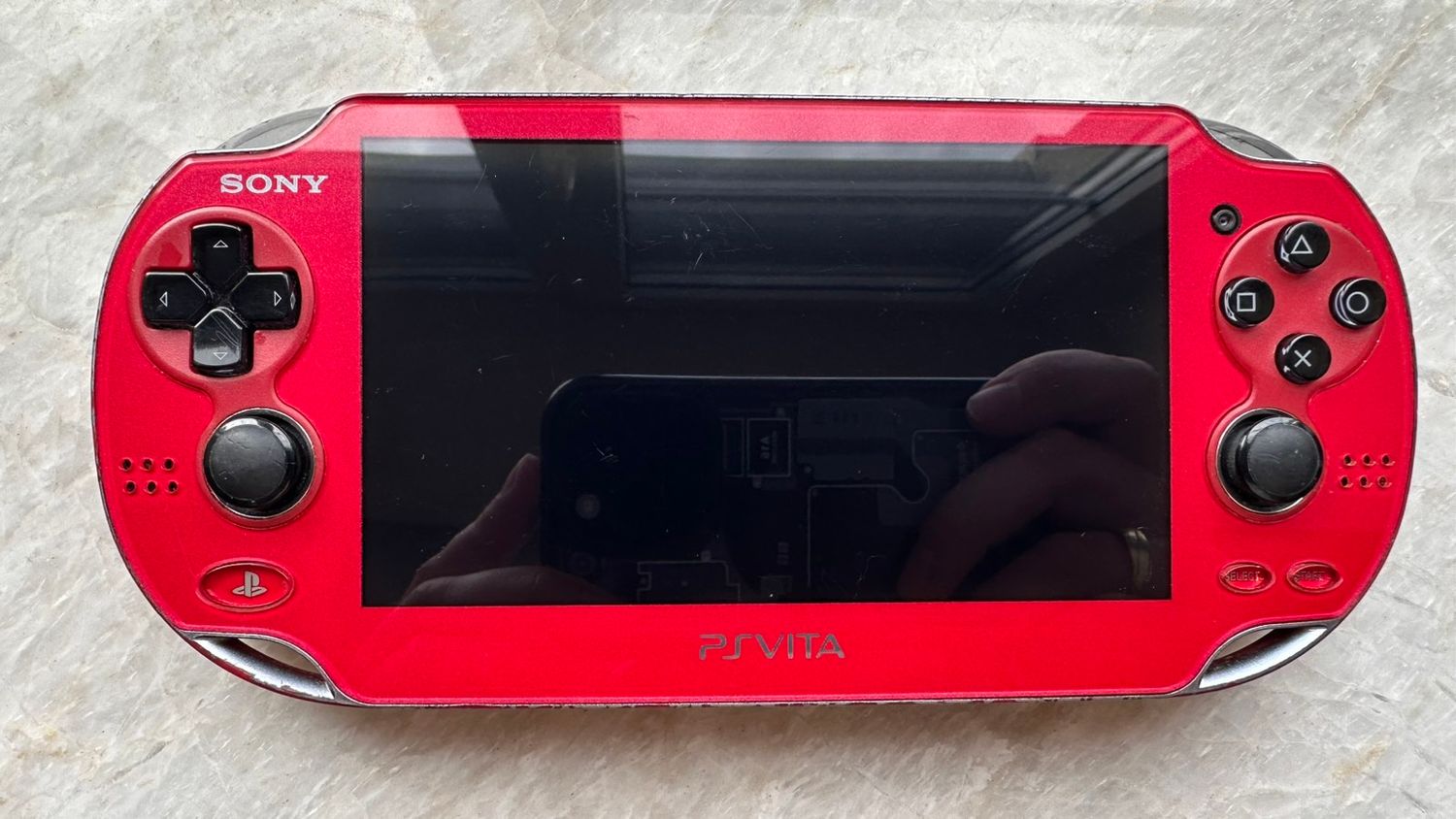 Sony PS VITA 1000 AMOLED RUBBY RED 128Gb 3.65 Henkaku