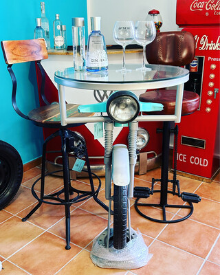 Tavolino alto