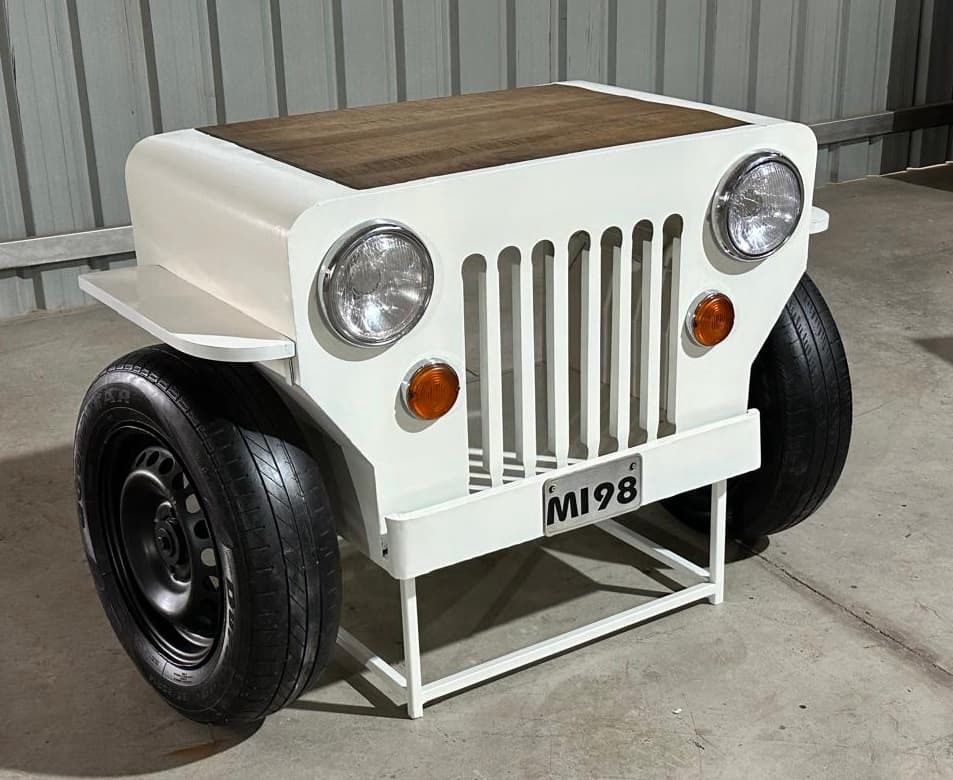 Tavolo bar jeep