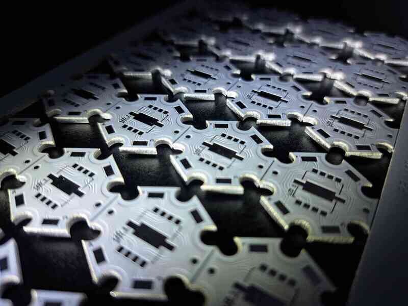 PCB Star Alu 1,5mm 100µm Dielectr. 2W/mK LSL weiss PCB Star Alu 1,5mm 100µm Dielectr. 2W/mK LSL weiss