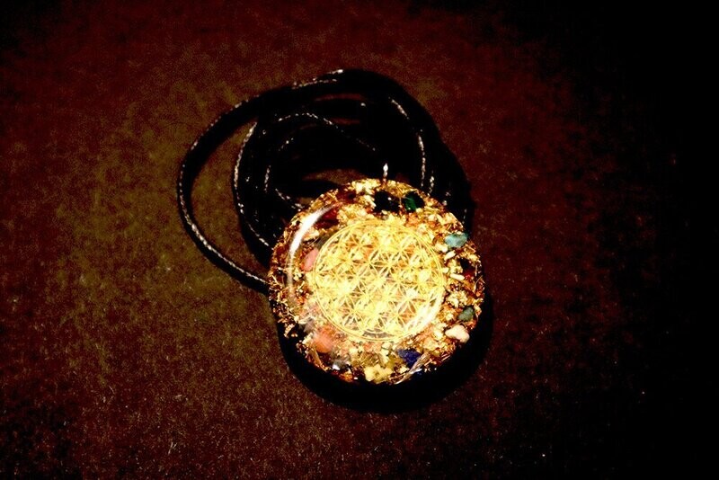 Orgonit Amulett Blume des Lebens - gold Orgonit Amulett Blume des Lebens - gold