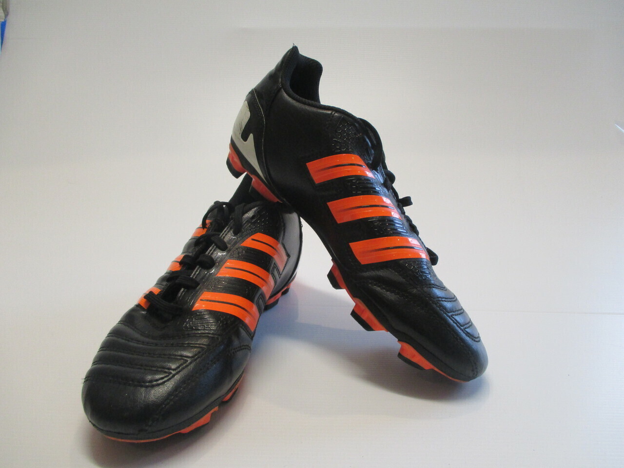 Adidas PREDATOR US6 Football Boots (Near-New) (EC138)