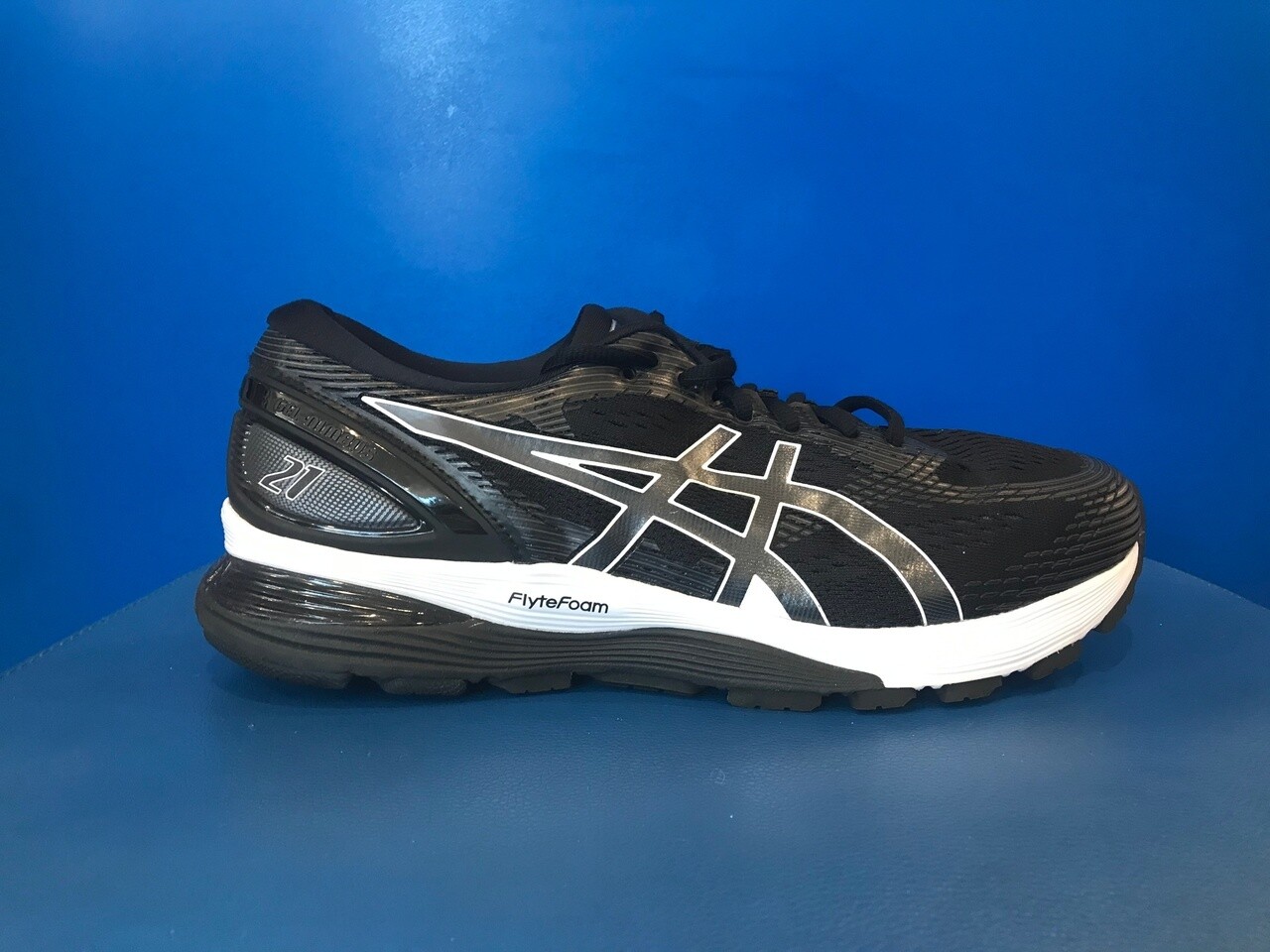 ASICS Gel-Nimbus 21 Extra Wide Running Shoes US9.5 (New) (EC794)