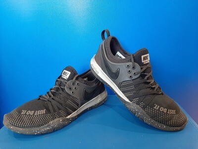 Nike Free TR7 Selfie Black/Black-Chrome Womens Running Shoes US8.5 (Used Grade B) (EC2660)