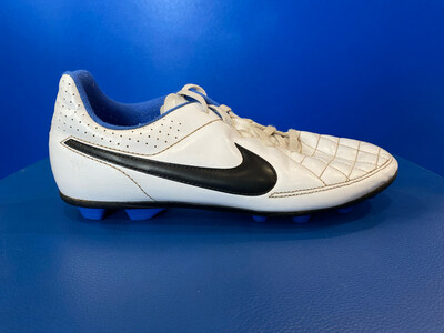 Nike JR Tiempo Rio II FG Junior Football Boots US5 (Used) (EC704)