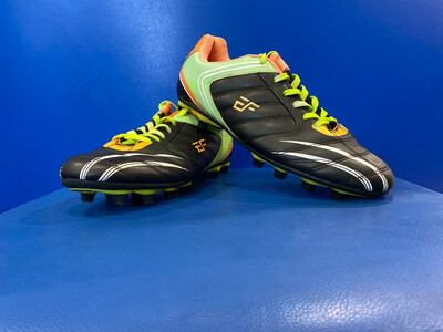MORE DETAIL REQUIRED - EF Football Boots US7 (Near-new) (EC669)