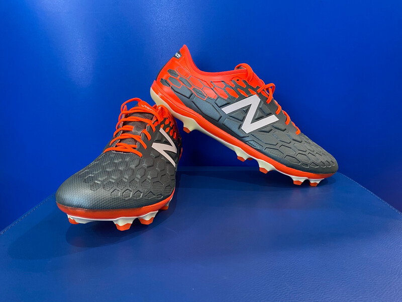 New Balance Football Soccer boots US12 (New in Box ) (EC1671)