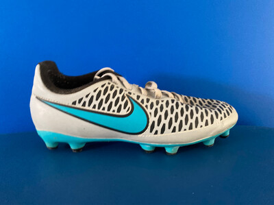 Nike Magista Football Boots US2Y ( Near New ) (EC106) (16A1)