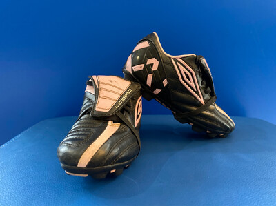 Umbro Exo Skeleton US12C Football Boots (Near-new) (EC005) (BHS)