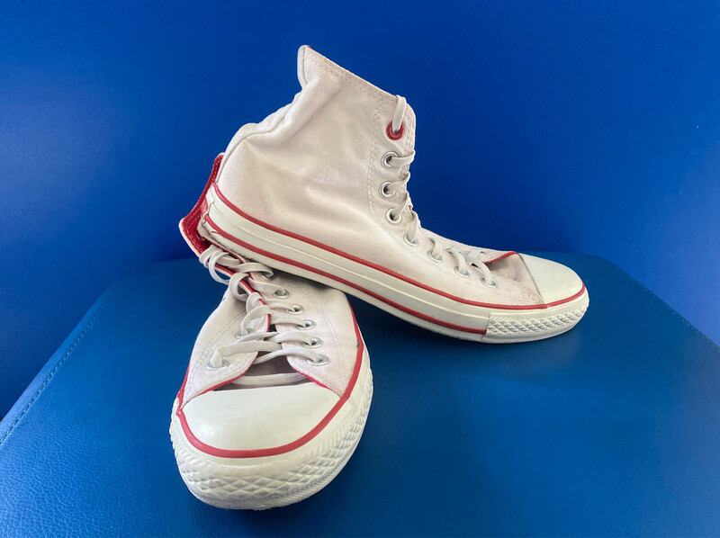 Converse Canvas High Tops US7 (Near New) (EC171)