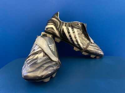 Adidas Predator Football Boots US6 (Near-new) (EC350)