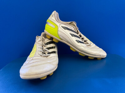 Adidas TRAXION Soccer Football Boot US6 (Near New) (EC373)
