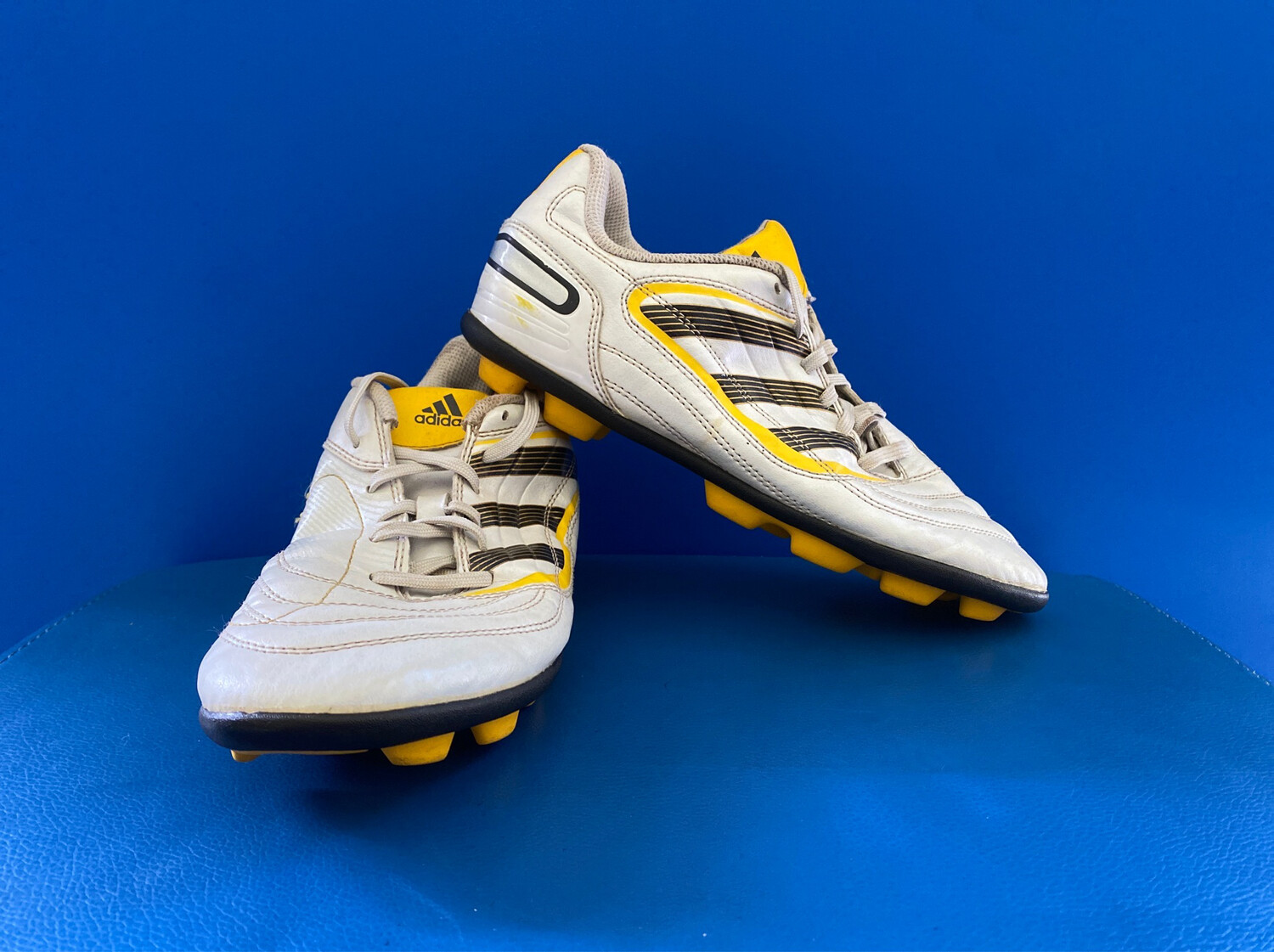 Adidas Predator TRAXION Soccer Football Boot US5 (Near New) (EC381)