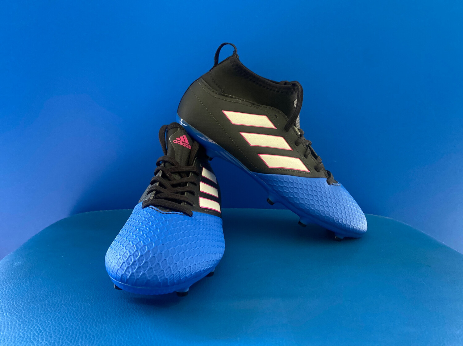 Adidas ACE 17.3 FG J Football Boots US4 (New In Box ) (EC1820)