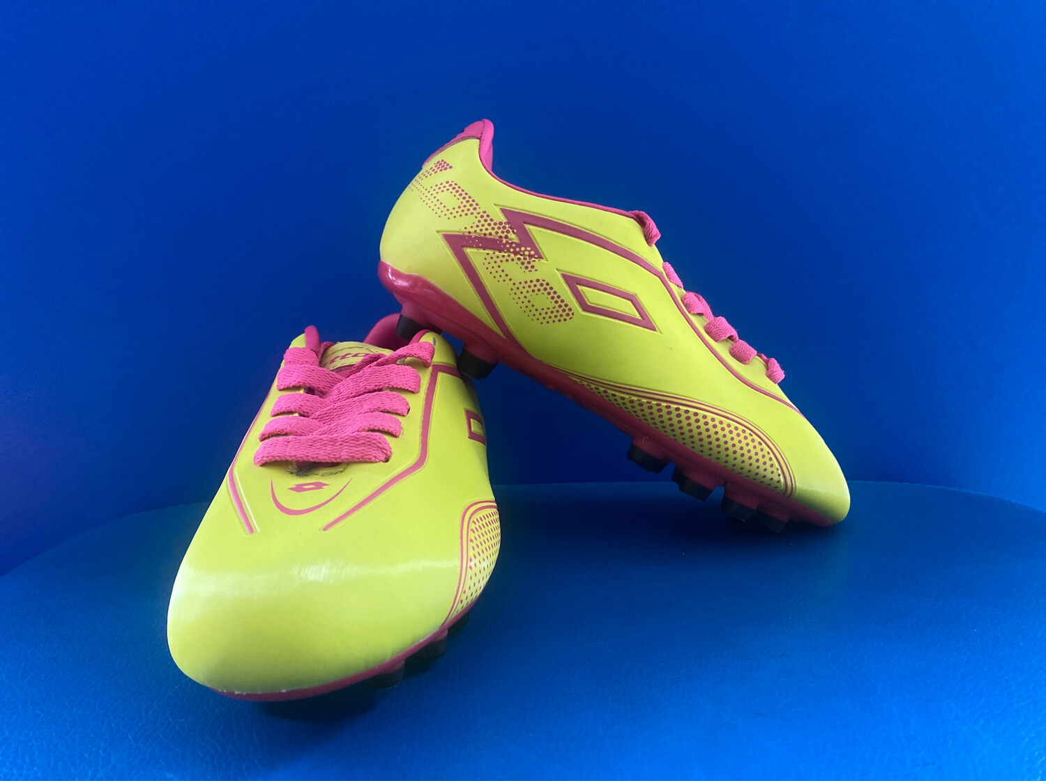 Lotto Sheri Grav II 800 FG JR Football Boots US1 Kids (New In Box ) (EC1840)