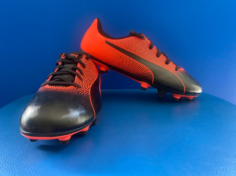 Puma Spirit II FG Jr Kids Football Boots US5 (New In Box) (EC1852)