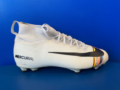 Nike mercurial superfly 6 elite flyknit acc df fg soccer cleats Football Boots (Near new) (EC3261)