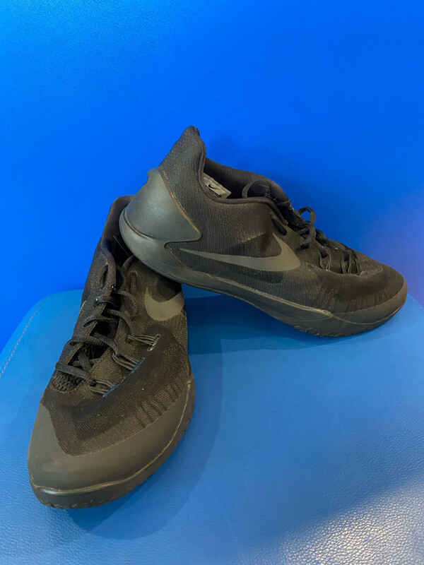 NIKE HYPERCHASE (BLACK) - SNEAKER FREAKER US12 (Near New) (EC3270)