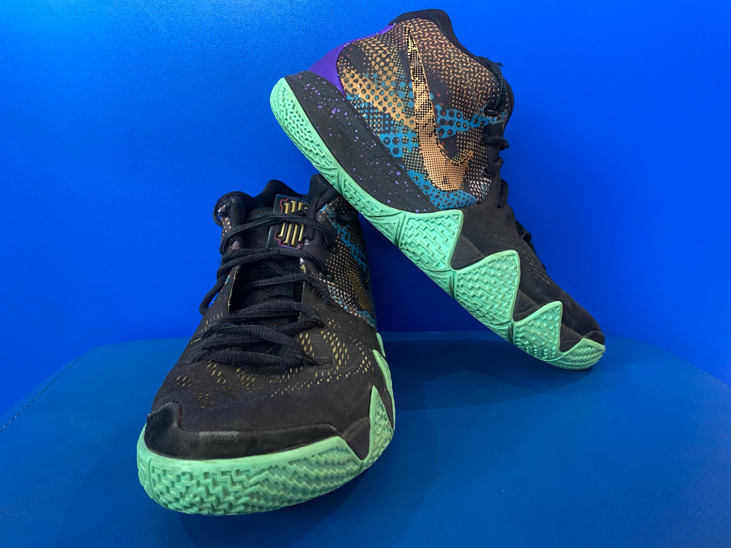 Nike Kyrie 4 Mamba Mentality Basketball Shoes 2018 IS 7Y (Near New) (EC3280)