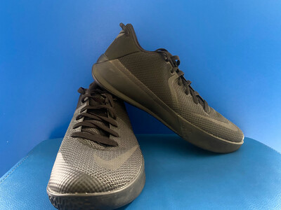 Nike Releases Kobe Bryant’s Latest Venomenon 6 Basketball Shoes US10 (Near New) (EC3376)