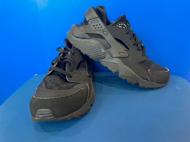 NIKE AIR HURACHE, WOMENS. POLYSORB ULTRA SPENCE (NEAR NEW) US8.5 (EC3957)