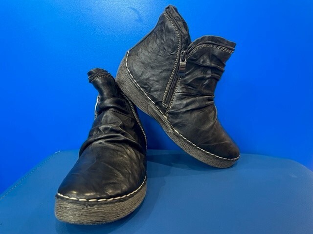 Effegie Womens Premium Zip Up boots Footwear. EU36 (Brand New In Box) (EC3985)