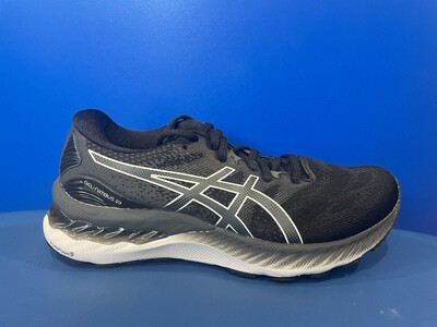 Gel-Nimbus 23 BLK/WHITE, US7 Women's, running shoe. Brand New In Box (EC4008)