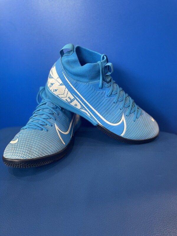 Nike Mercurial Superfly VII Academy IC Indoor Football Shoes, US6, Near New (E4012)