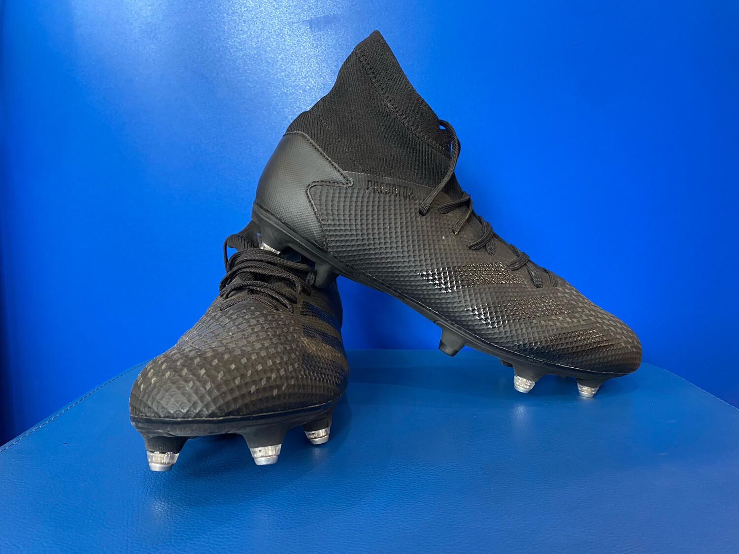 Adidas football boots US11  PREDATOR 20.3 FIRM GROUND BOOTS (Near New) (EC4057)