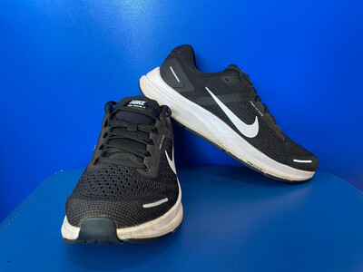 Nike Air Zoom Structure Running Shoe US7 (Near New) (EC4061)