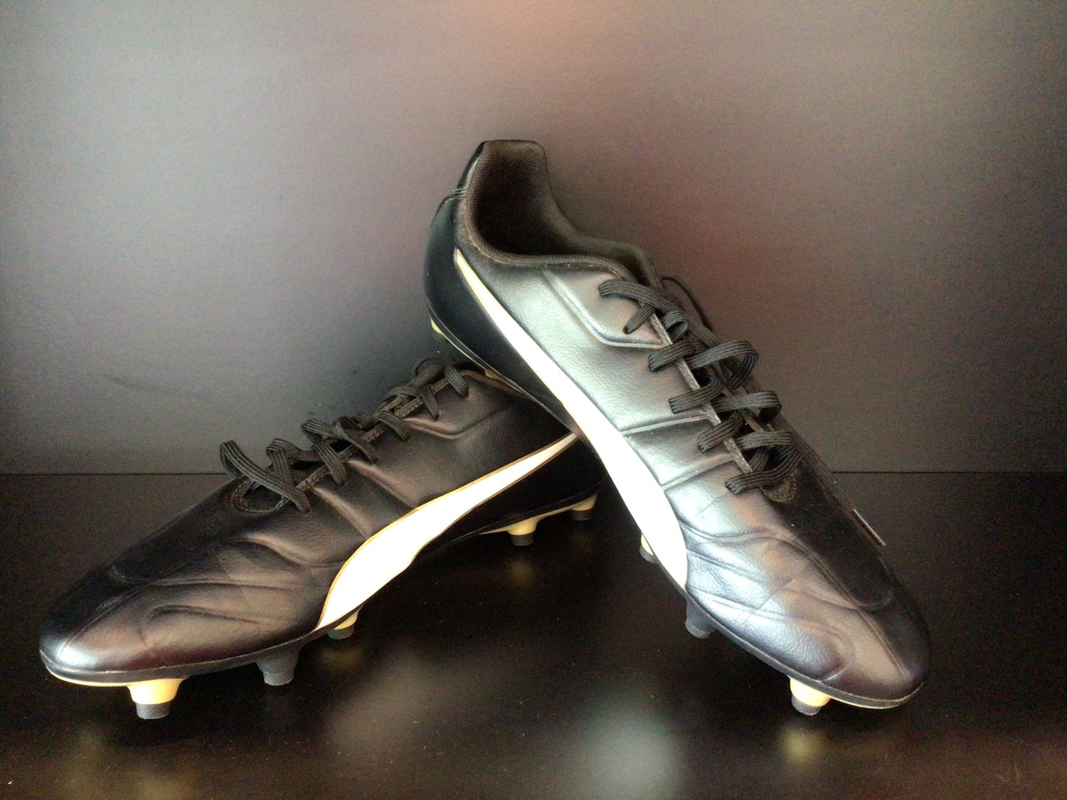 Puma Mens Football Boots Classico C II FG Black-White-Gold (Pre-Owned) (US13) (EC5007)